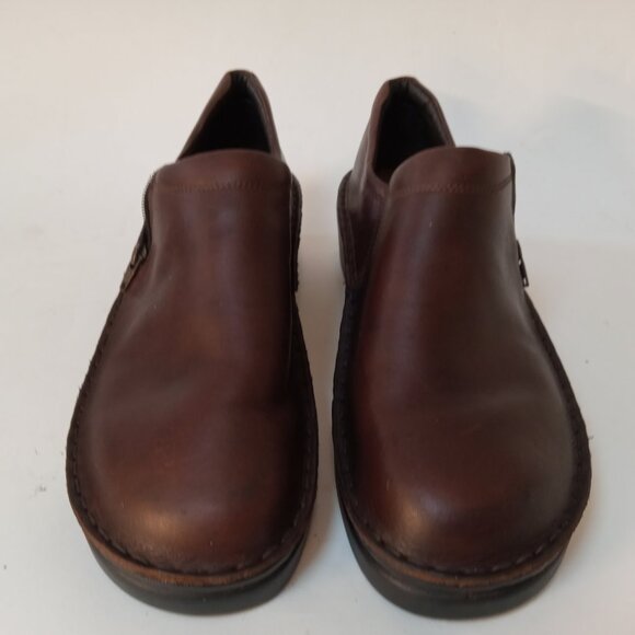 NAOT Brown Leather Zip Ankle Fashion Boots Bootie Shoe Clogs Size 42 EUR 9 US - Picture 4 of 14